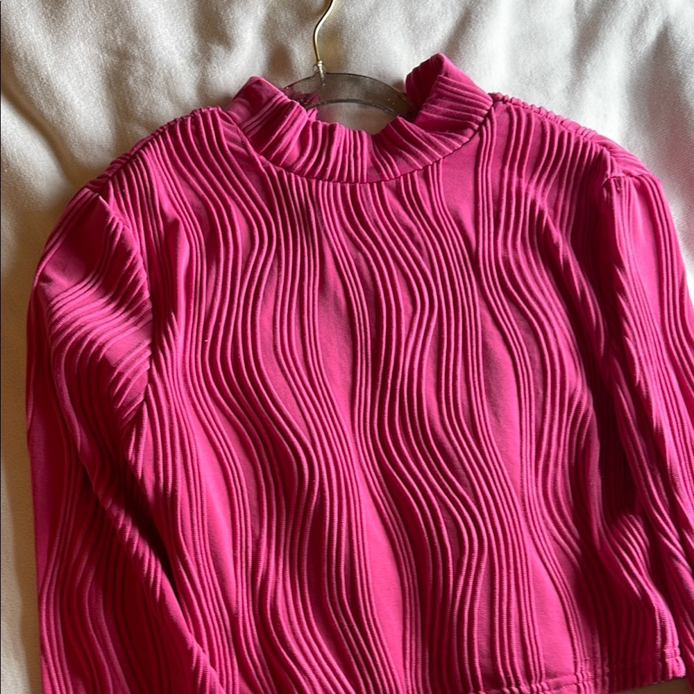 SHEIN Pink Textured Crop Top